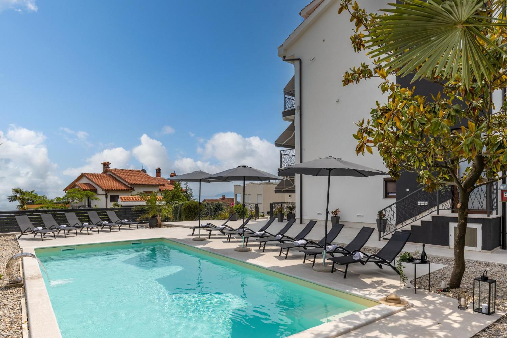 Villa Adriatic, Apartment Rebecca With Heated Swimming Pool, Sew View, Childrens Playground Ичичи Экстерьер фото