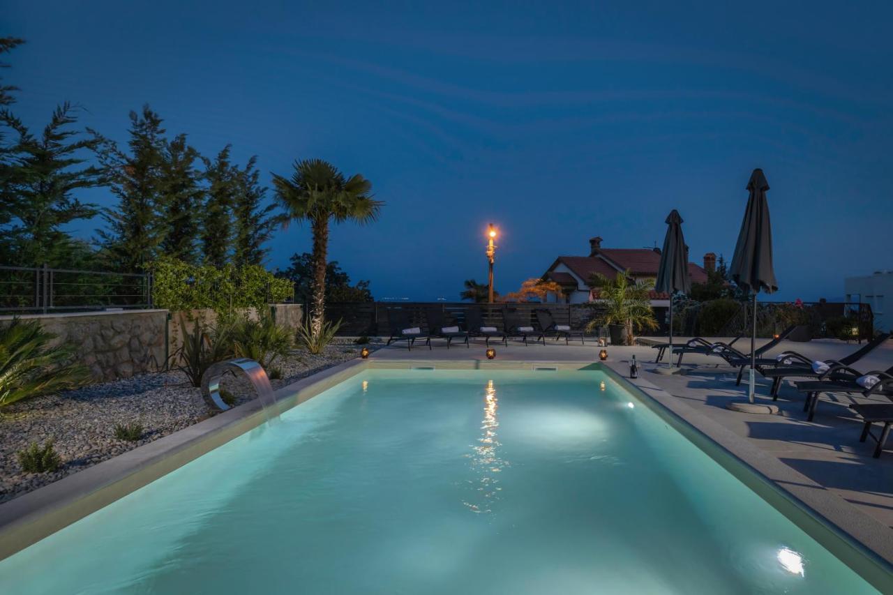 Villa Adriatic, Apartment Rebecca With Heated Swimming Pool, Sew View, Childrens Playground Ичичи Экстерьер фото